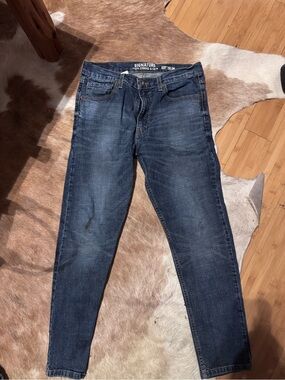 Levi’s Signature Slim Men's Jeans in Dark Blue Wash